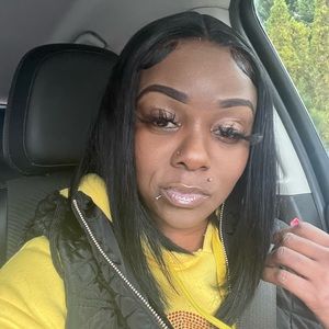 Meet your Posher, Katrina